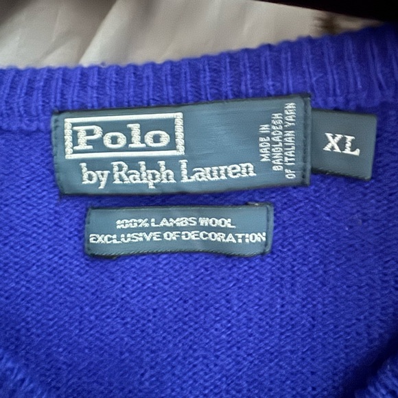 Polo by Ralph Lauren Men's XL V-Neck wool sweater - Picture 4 of 5